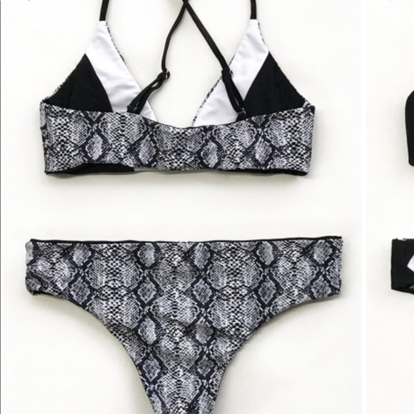 NWT Snake Print Reversible Bikini - Picture 3 of 4